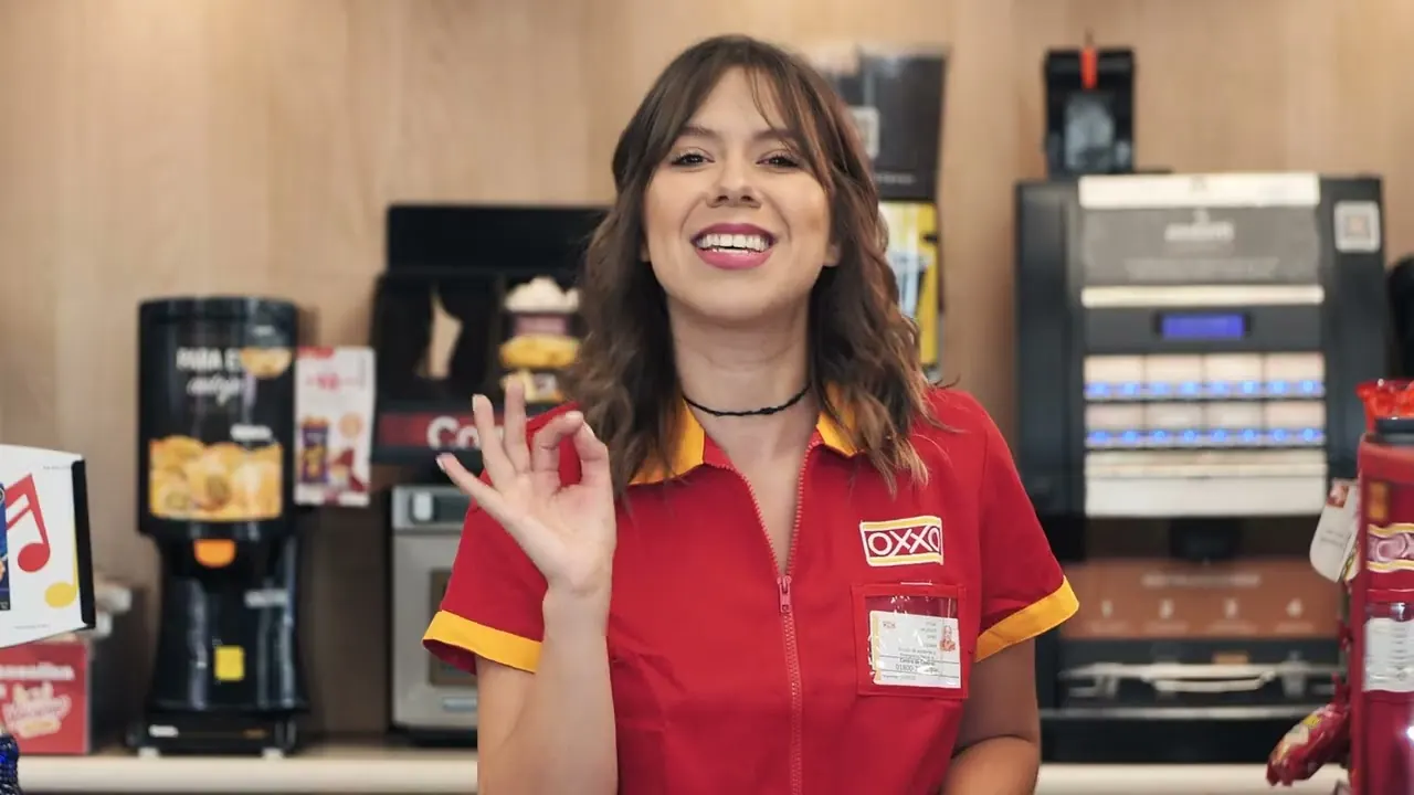 Fotograma de OXXO — Comercial para OXXO